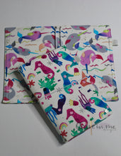 Load image into Gallery viewer, Seahorses, inside and outside