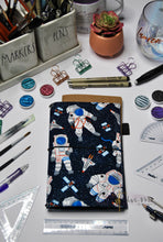 Load image into Gallery viewer, Astronaut 2 Blue