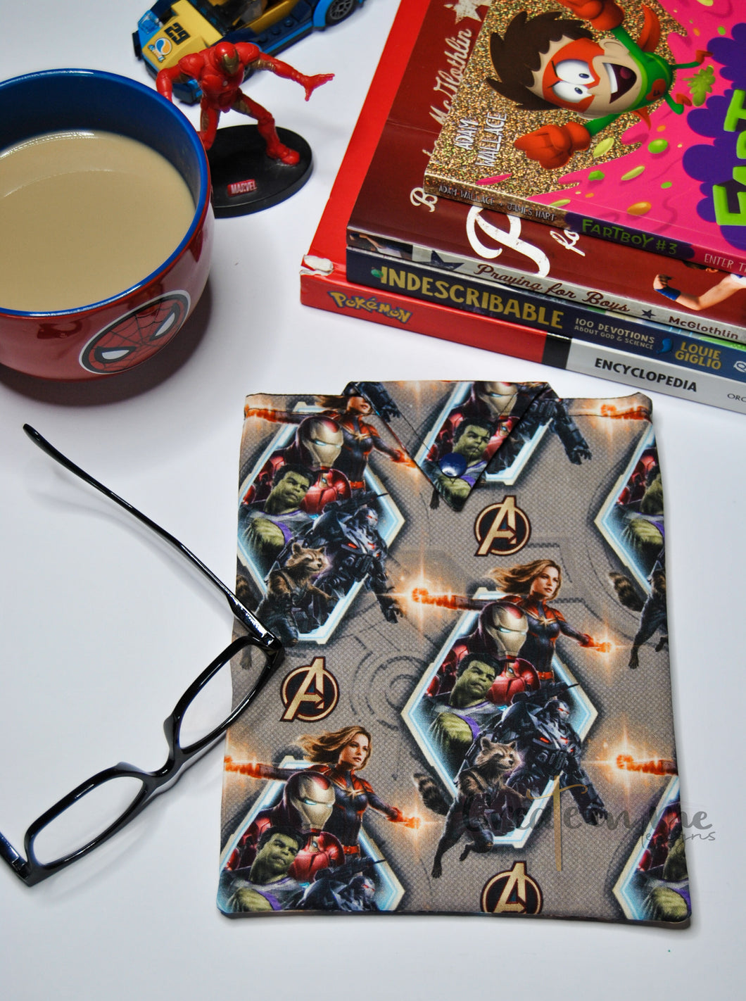 Avengers Book Sock 2 - Medium Book Sleeve